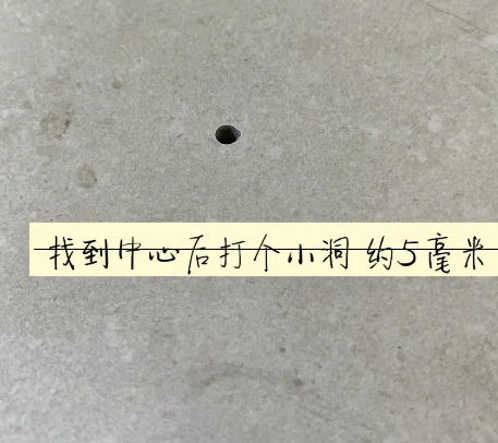木兰瓷砖空鼓维修公司专业解答在瓷砖铺贴过程中，如果砂料搅拌不均匀，将会带来以下问题